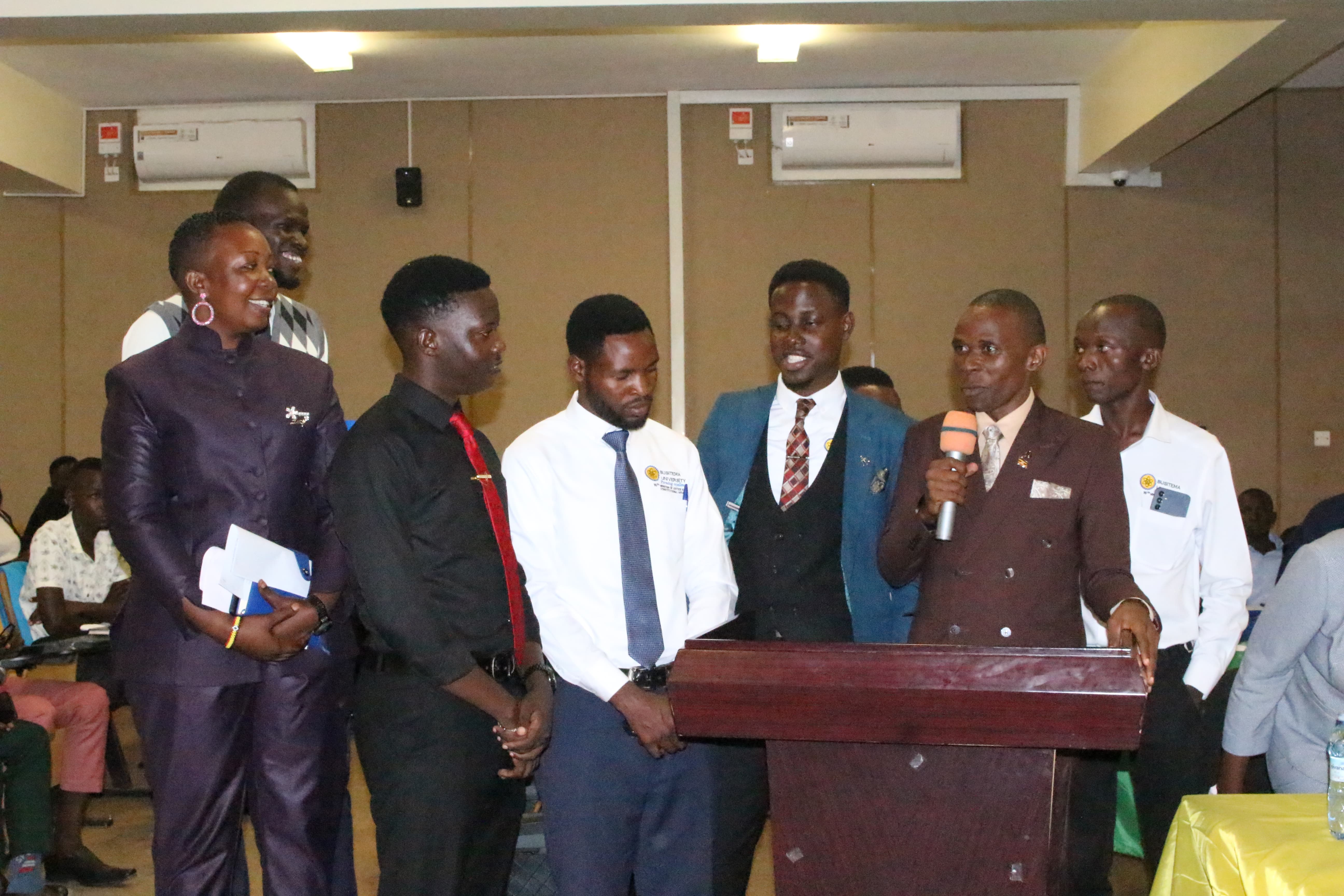 Outgoing Guild President, Mr. Kotaki William Ruto addresses the house as fellow outgoing leaders look on
